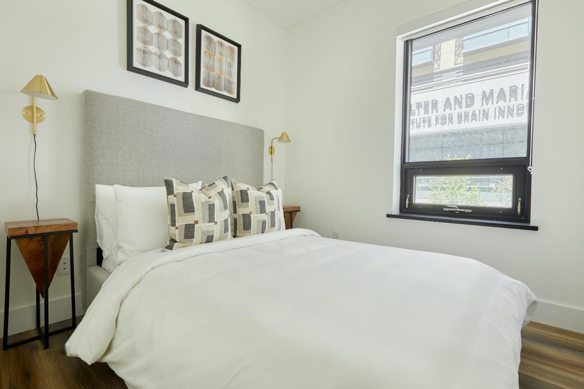 Sonder The Elm Hotel Toronto Exterior photo
